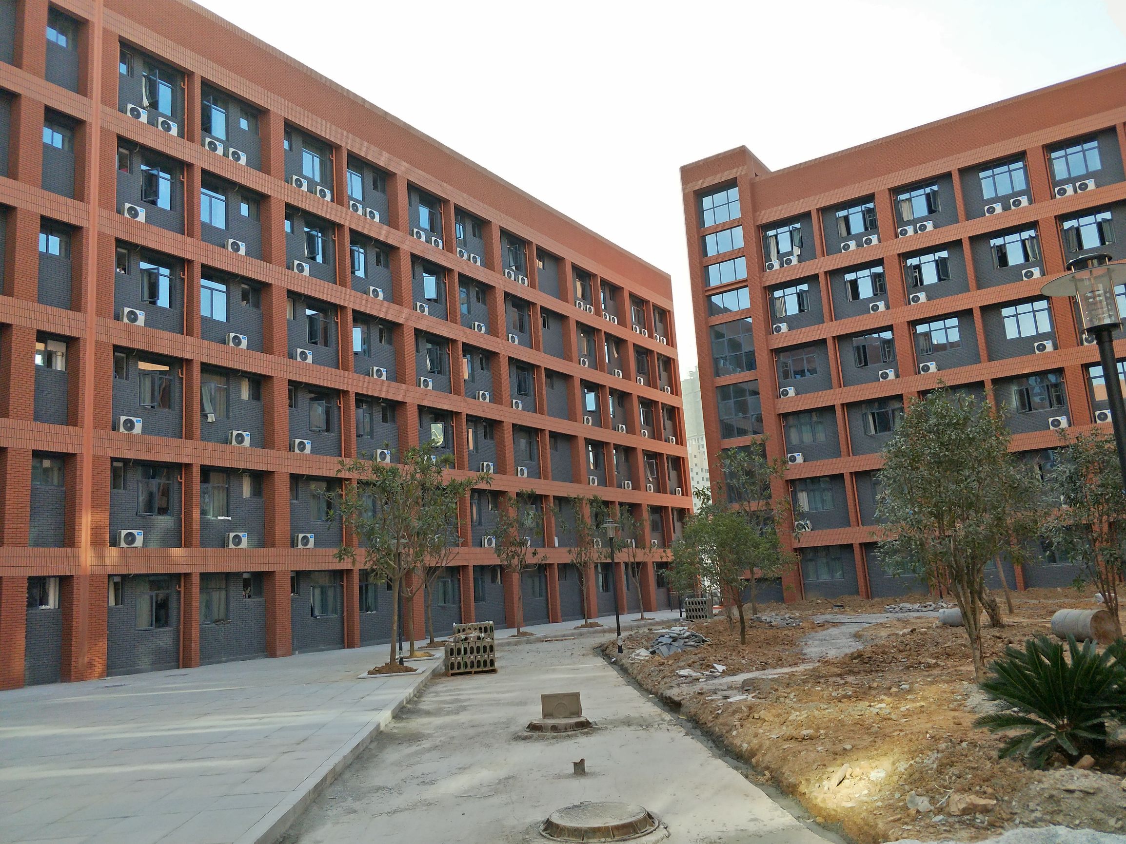 十堰市高级职业学校计算机教室,十堰郧阳区新学校