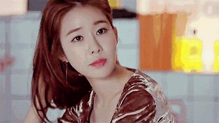 眉毛画浓了细一点会更美,眉毛画出来一边粗一边细