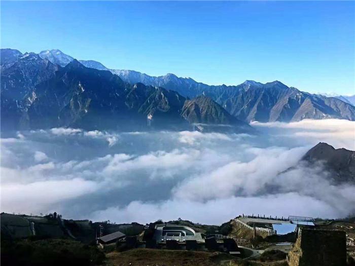 驾游｜坐看云深处虎马皆浮云（上）