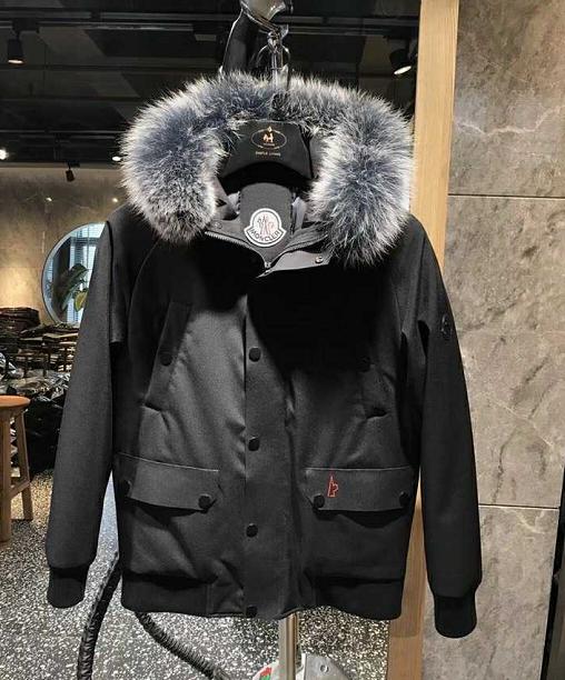 穿上这服装回家，连老同学都认不出我了，太有型了