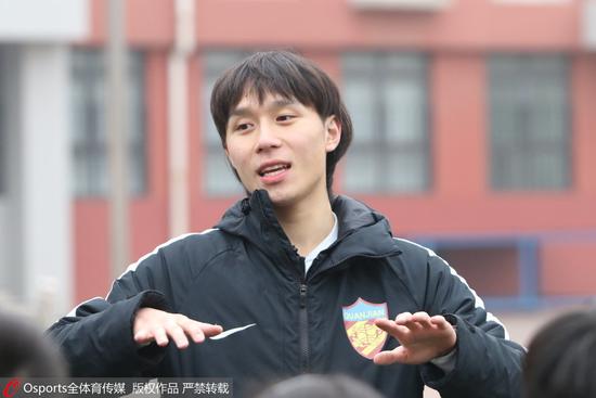 权健帕托和张修维,崔康熙解约帕托张修维