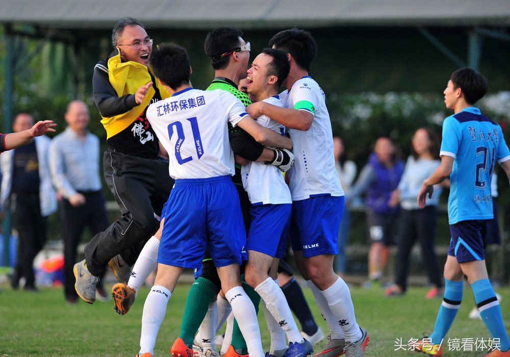 2017镜看体娱与佛山体育的50瞬间｜与巴萨球员偶遇与草根球星并肩