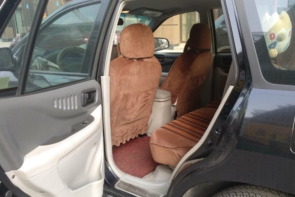 江淮瑞鹰全车喷漆大概多少钱,江淮瑞鹰全套喷漆