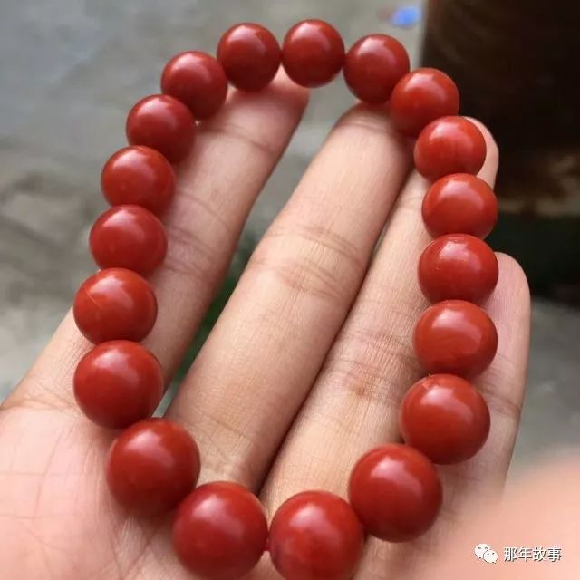 保山南红的裂通过盘玩会好吗,保山南红有裂值钱吗