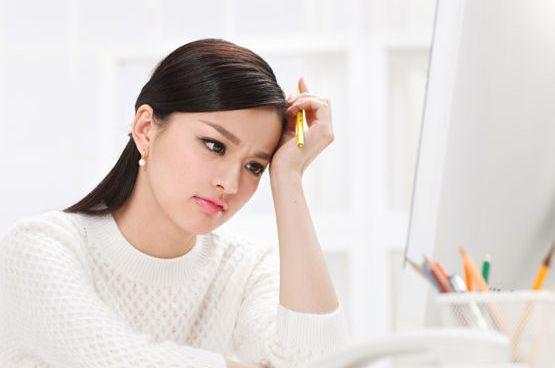 女性关注！一旦身体出现这7个征兆，就在暗示：你要提前闭经了！