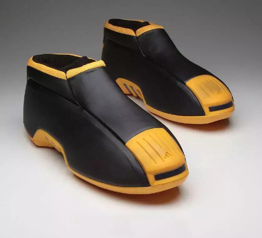 上赛季湖人队9号球员,湖人队历史上穿84号球衣的球员