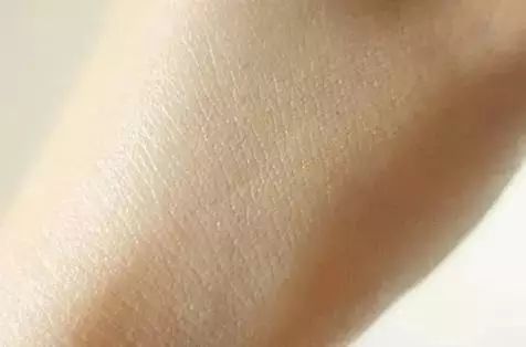 bb霜cc,bb霜cc霜素颜霜和粉底液的区别