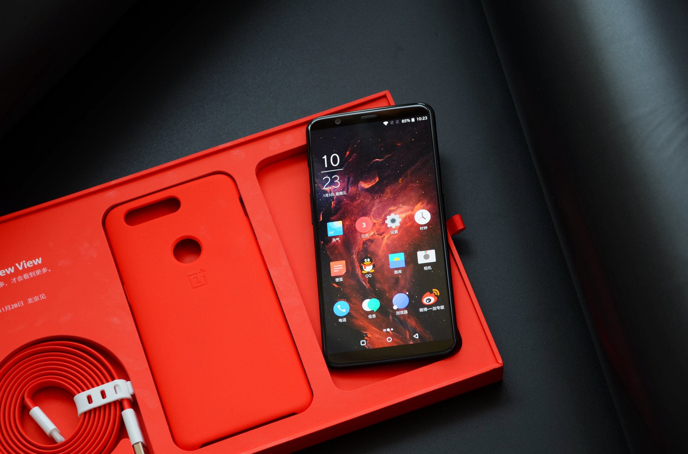 一加新旗舰手机一加5t上手体验,一加5t手机最新曝光