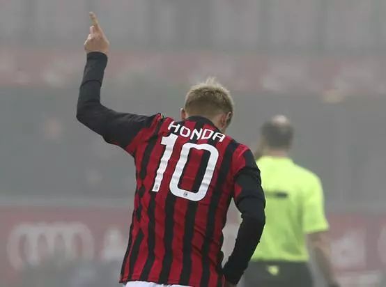 职业足球和校园足球区别,日本足球和足球小将