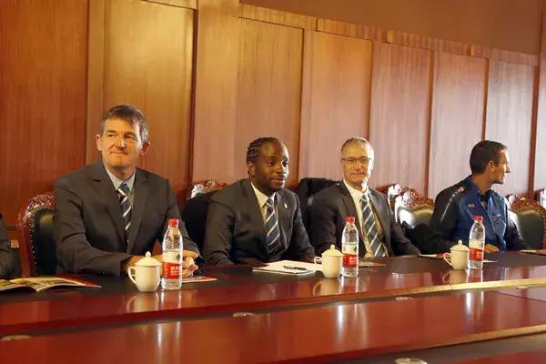 “足球竞技，相拥绿岛”——法国里昂大学代表团访问沈阳城市学院！