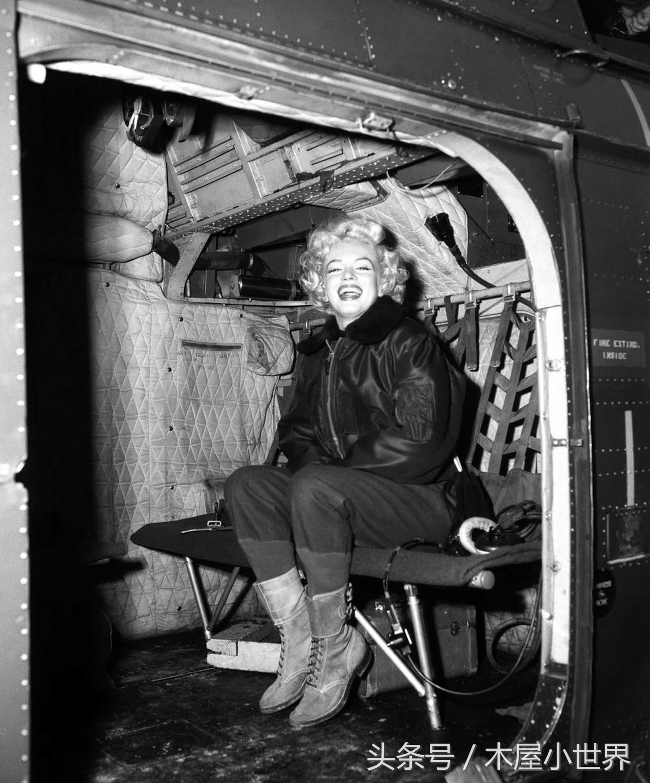 玛丽莲梦露和美军合影,玛丽莲梦露慰问美军