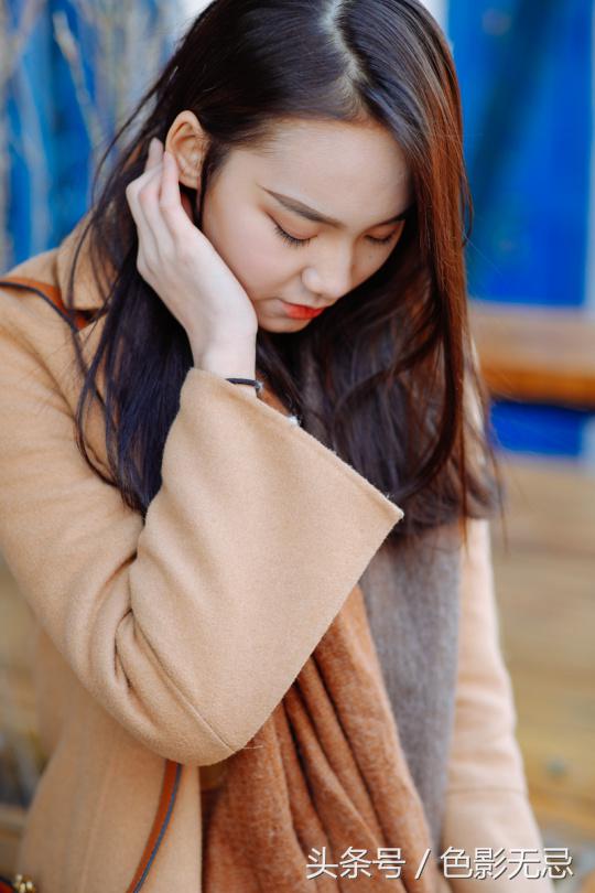 佳能85mmf1.4实图及报价,佳能85mmf1.8人像测评