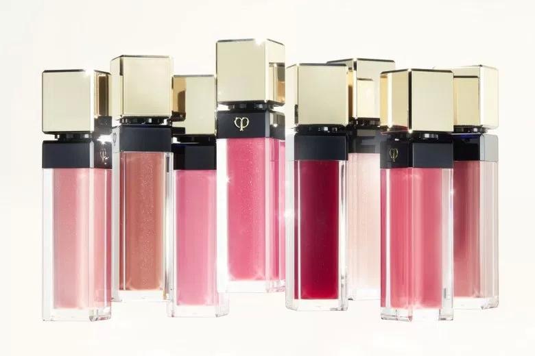 新的一年雾面out！2018唇妆趋势就是要败「镜面蜜光唇」