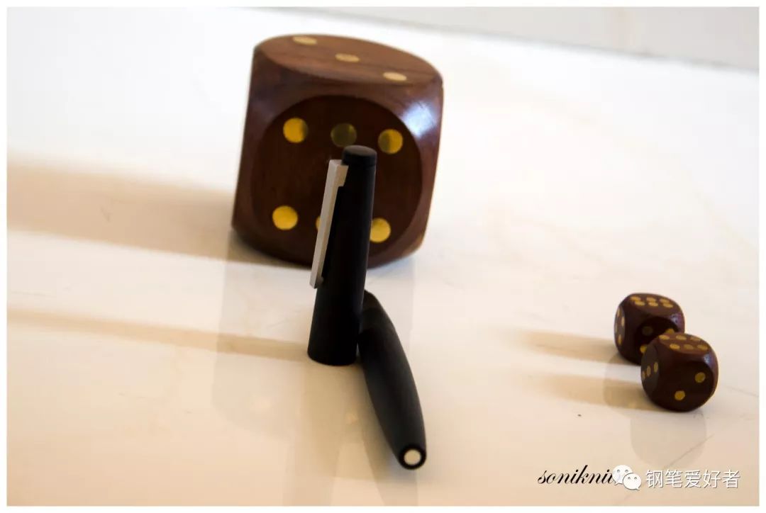 德国凌美lamy2000怎么加墨水,德国凌美lamy2000