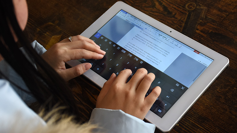 酷比魔方iwork10旗舰本玩游戏,酷比魔方iwork10pro图片