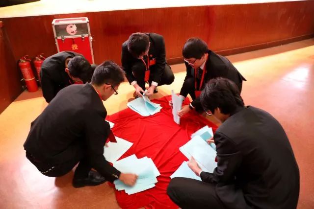 共青团西安市代表大会,共青团学校第三次代表大会