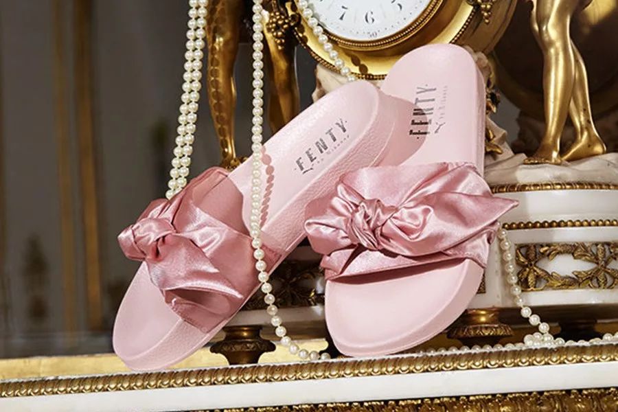 2022颁奖典礼最佳新锐奖,年度最佳设计奖颁奖词