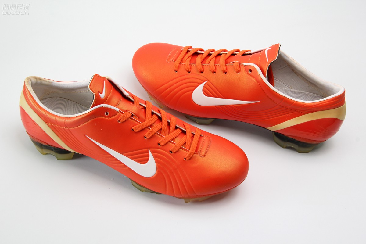 耐克足球鞋各系列特点,耐克各个系列足球鞋特点