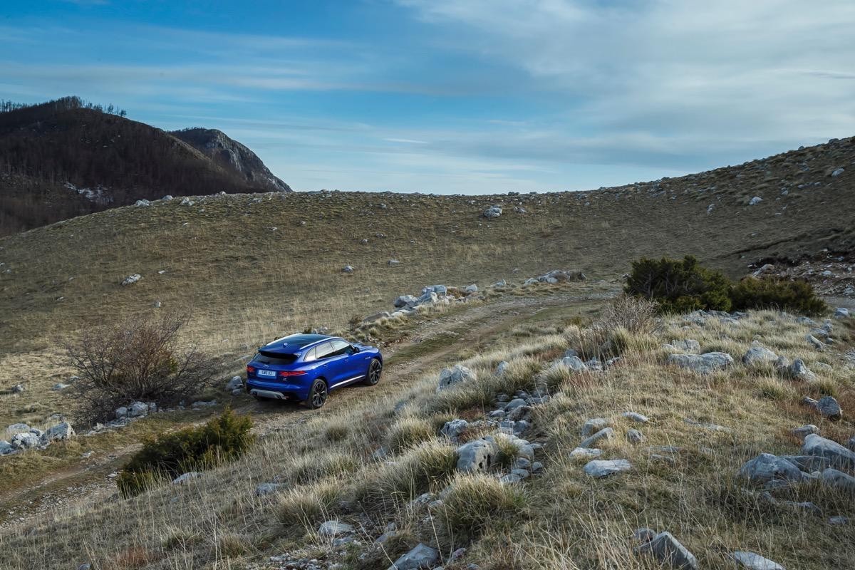 捷豹f-pace真实感受,捷豹f-pace麋鹿测试