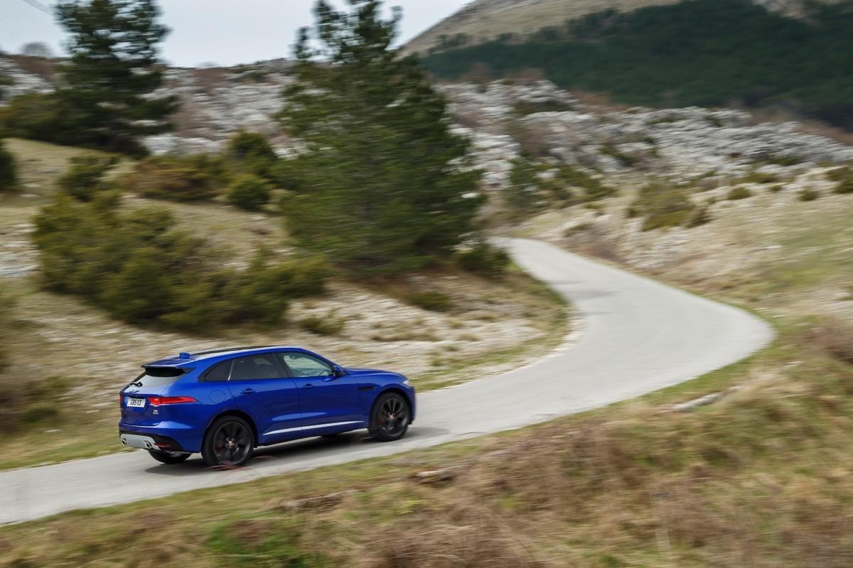 捷豹f-pace真实感受,捷豹f-pace麋鹿测试