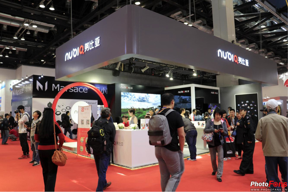 Z11mini亮相PE努比亚展台成热点