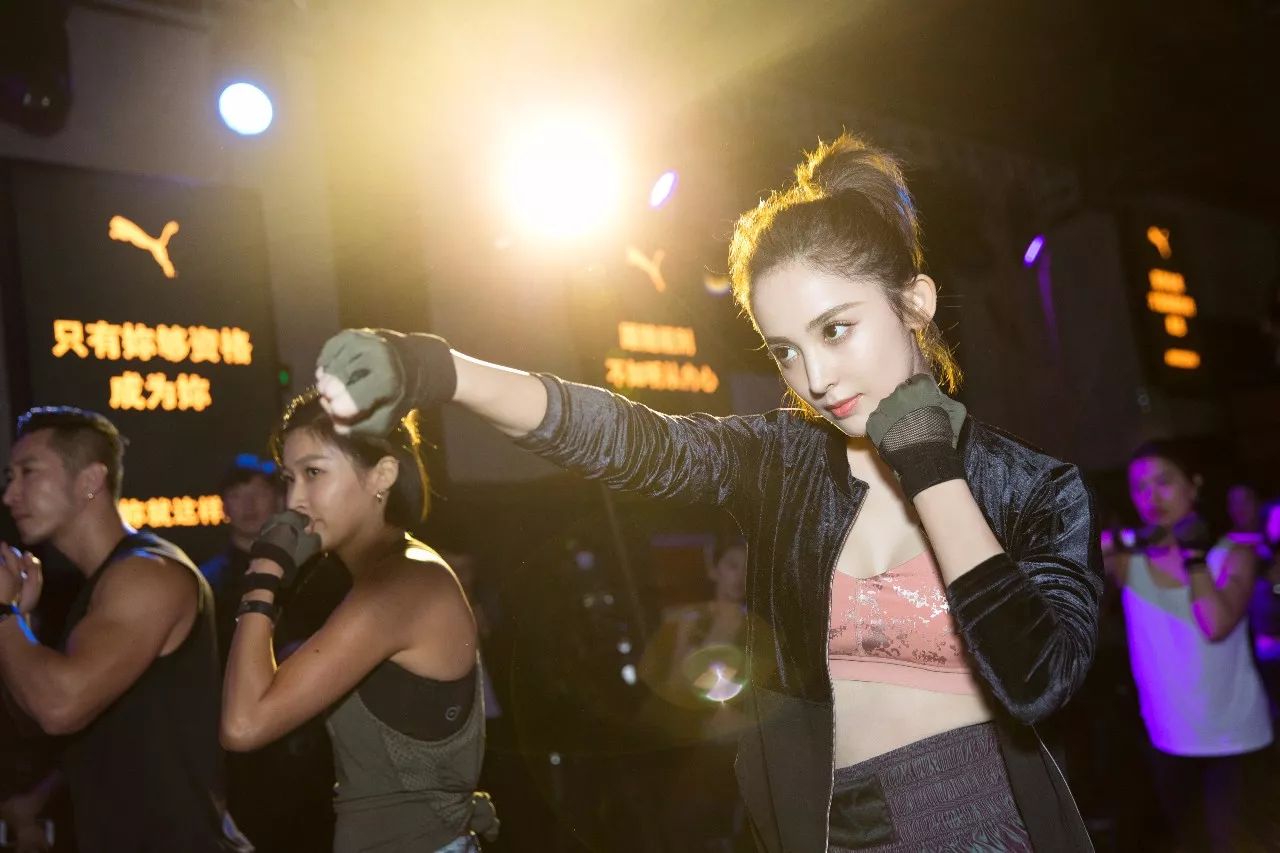 2022颁奖典礼最佳新锐奖,年度最佳设计奖颁奖词