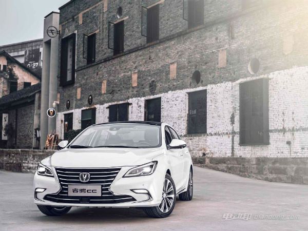 怎么区别睿骋和睿骋CC,长安睿骋这车怎么样