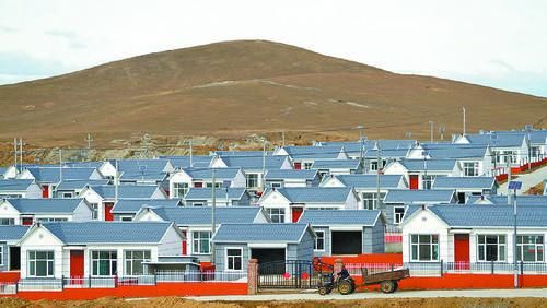 什么事情这么重要？内蒙古日报居然一下发了8个版！