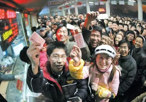 快看油价大变化,油价终于降了车主请关注