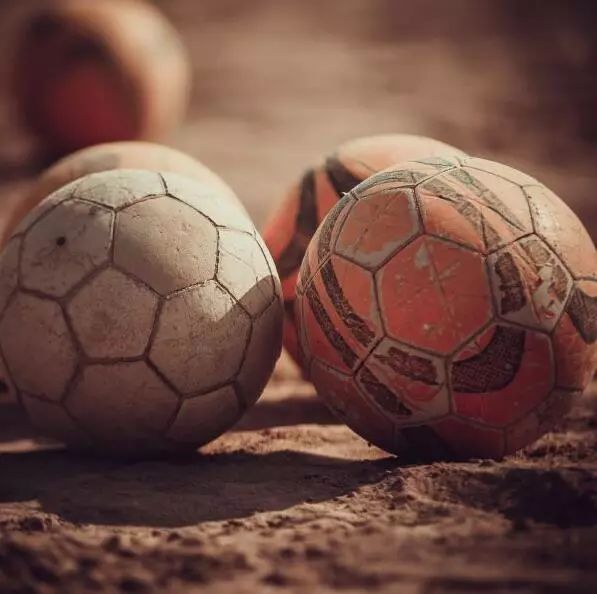 青少年足球成长专项基金,捐款300万足球青训