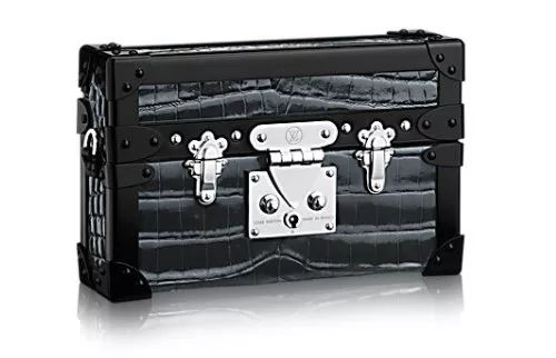 在国外买大牌包包真的便宜很多嘛,哪个国家的包包最便宜