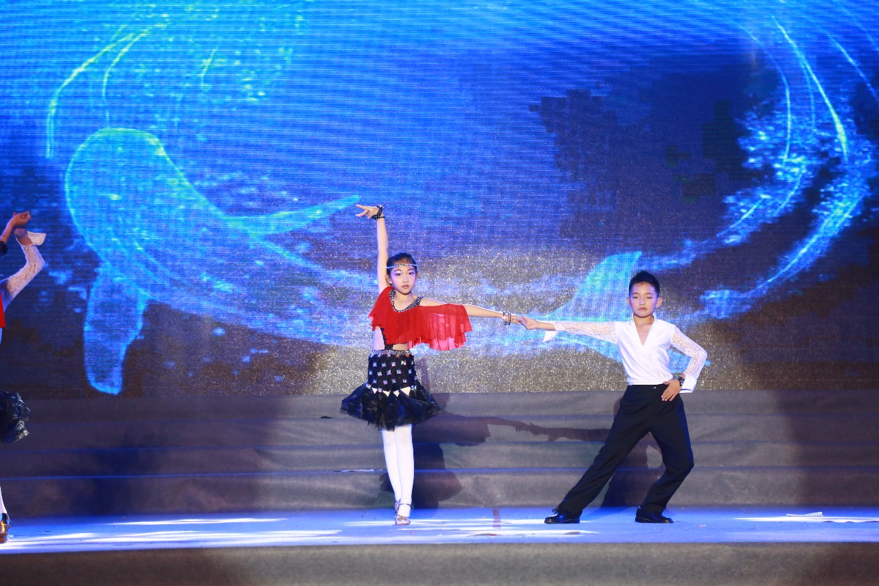 东莞中学南城学校2019年文艺晚会,东莞文艺晚会