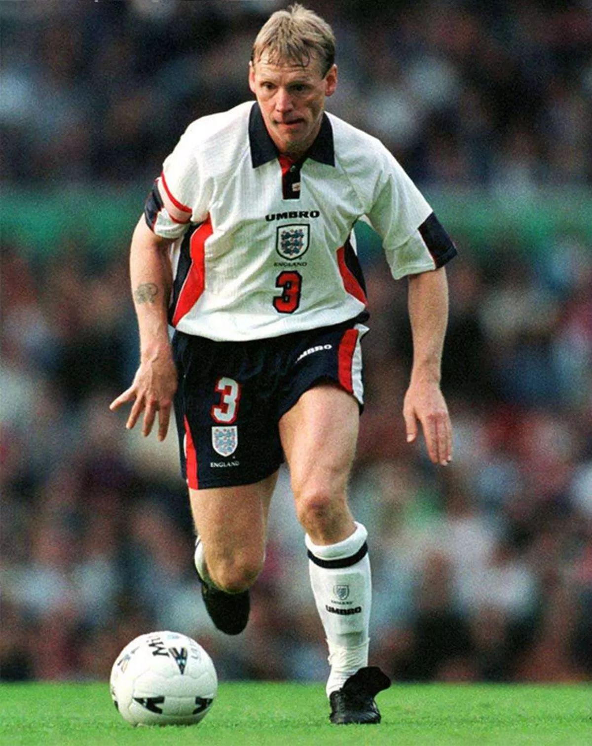 足球衫搭配什么好看,足球衫穿搭