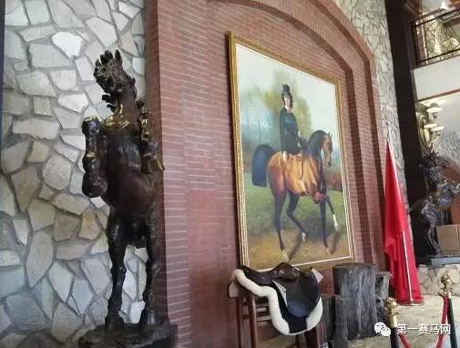 林晓彬：月底开放动物亲子乐园将引进夜间马术表演