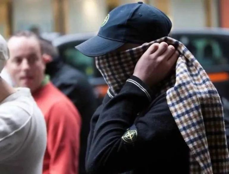 足球衫搭配什么好看,足球衫穿搭