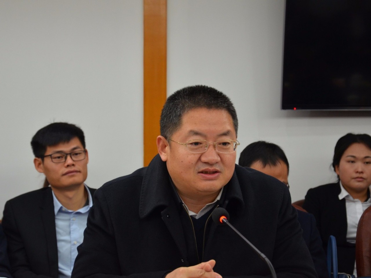 团省委书记陈必昌、副书记赵勇来我市调研宣讲并走访慰问困难群众