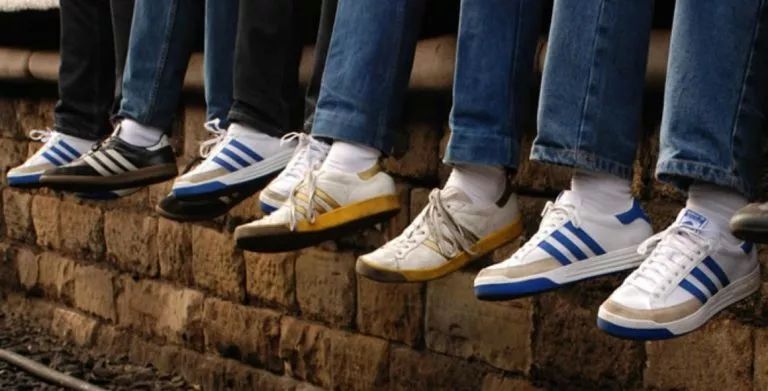 足球衫搭配什么好看,足球衫穿搭