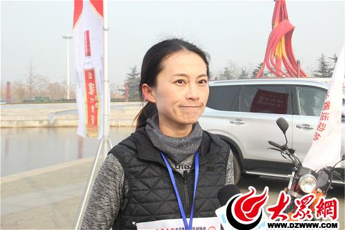 临沂国际马拉松赛鸣枪开跑,临沂马拉松2019健康跑