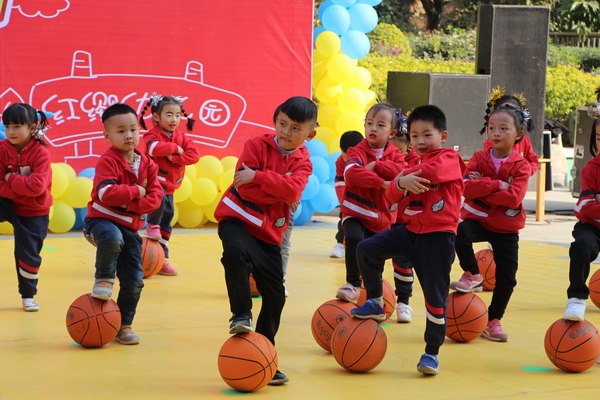 巧家县贝贝教育集团直播,巧家教育文艺晚会