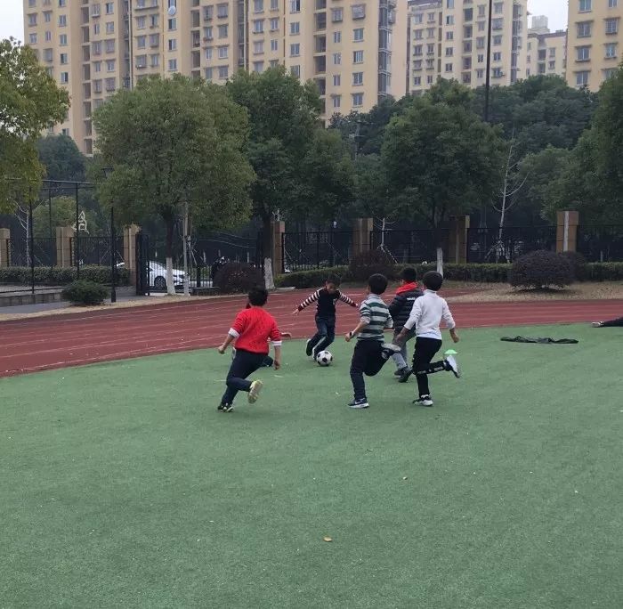 第一中小学生足球比赛,中小学生11人足球比赛