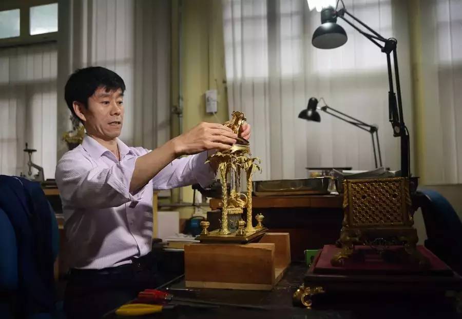 二次元人类和三次元人类,二次元人类视频