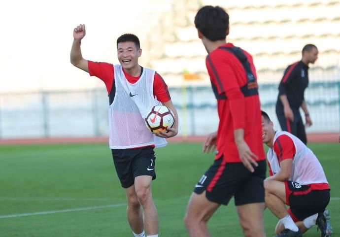 上海上港多哈训练视频,上海上港高清录像