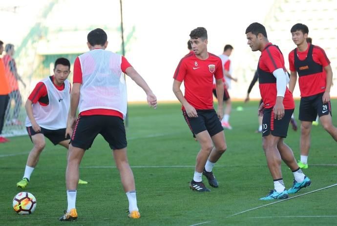 上海上港多哈训练视频,上海上港高清录像