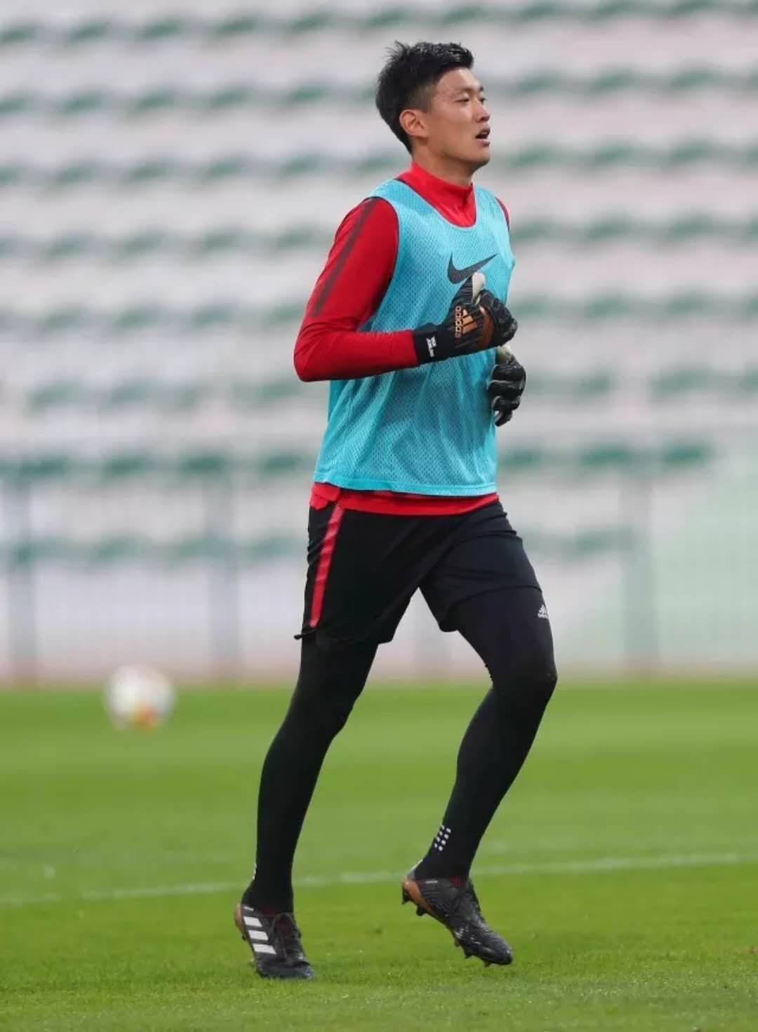 上海上港多哈训练视频,上海上港高清录像