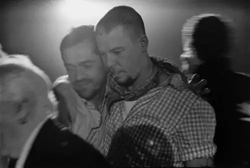 alexandermcqueen设计作品,alexandermcqueen西装