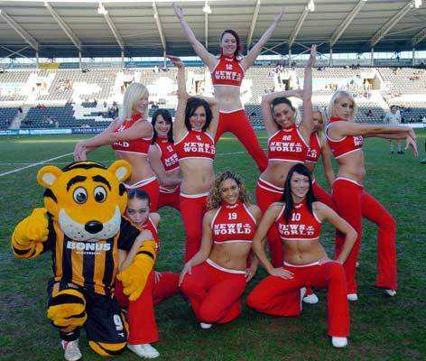 欧美足球拉拉队,足球拉拉队测评