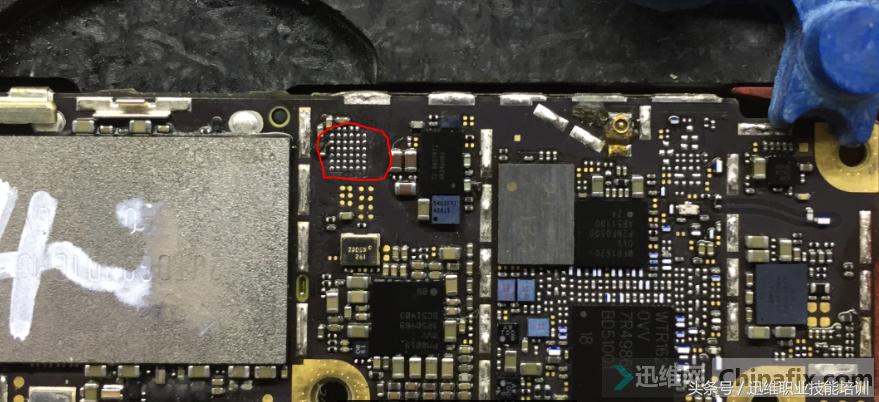 实地学员首修iPhone6卡白苹果，手法思路完全不输老师傅！