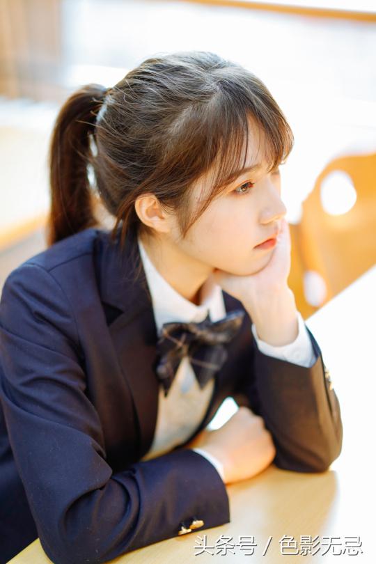 佳能85mmf1.4实图及报价,佳能85mmf1.8人像测评