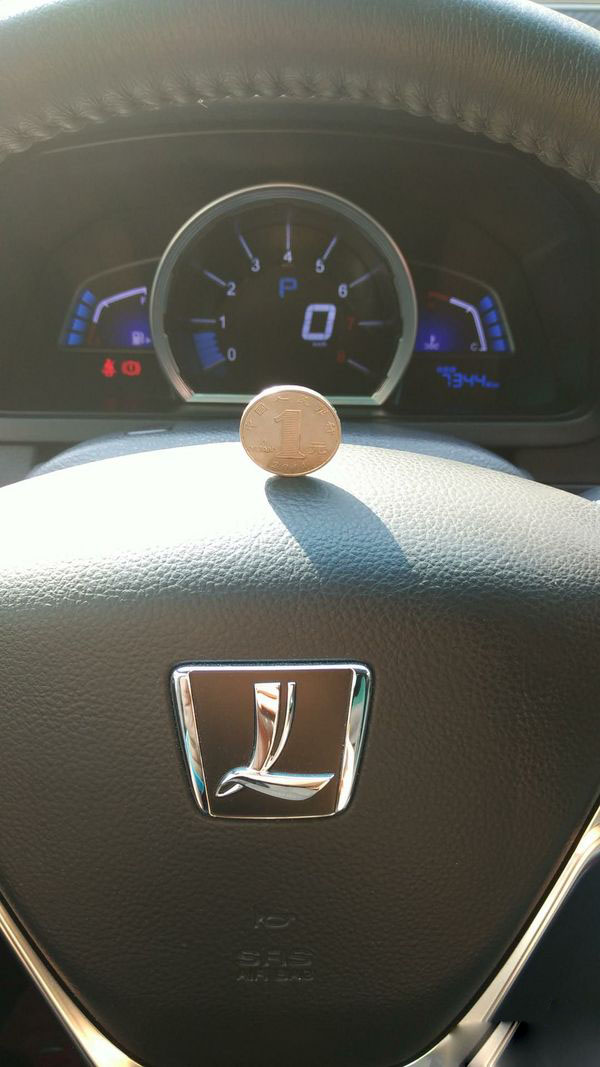 二手车商的噩梦拼接车,二手车商的梦魇白色奥迪a6