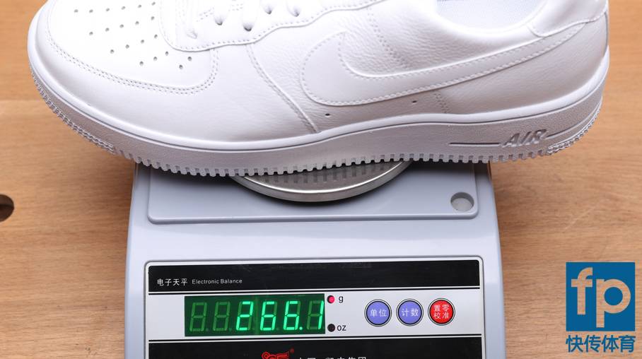 nikeairforce1mid开箱,nikeairforce1ultrafly